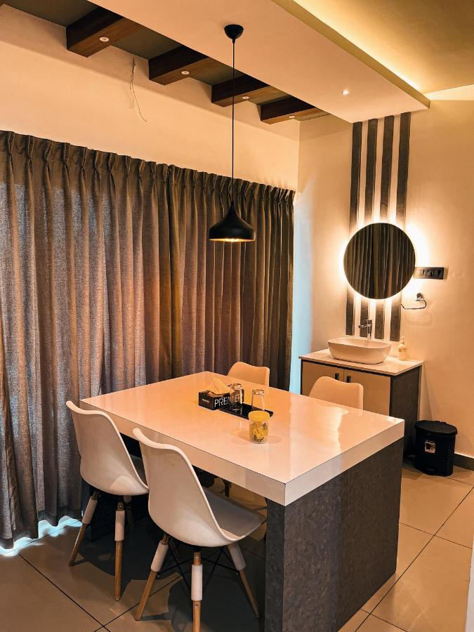 Bbc Luxury Apartments Perintalmanna Eksteriør billede